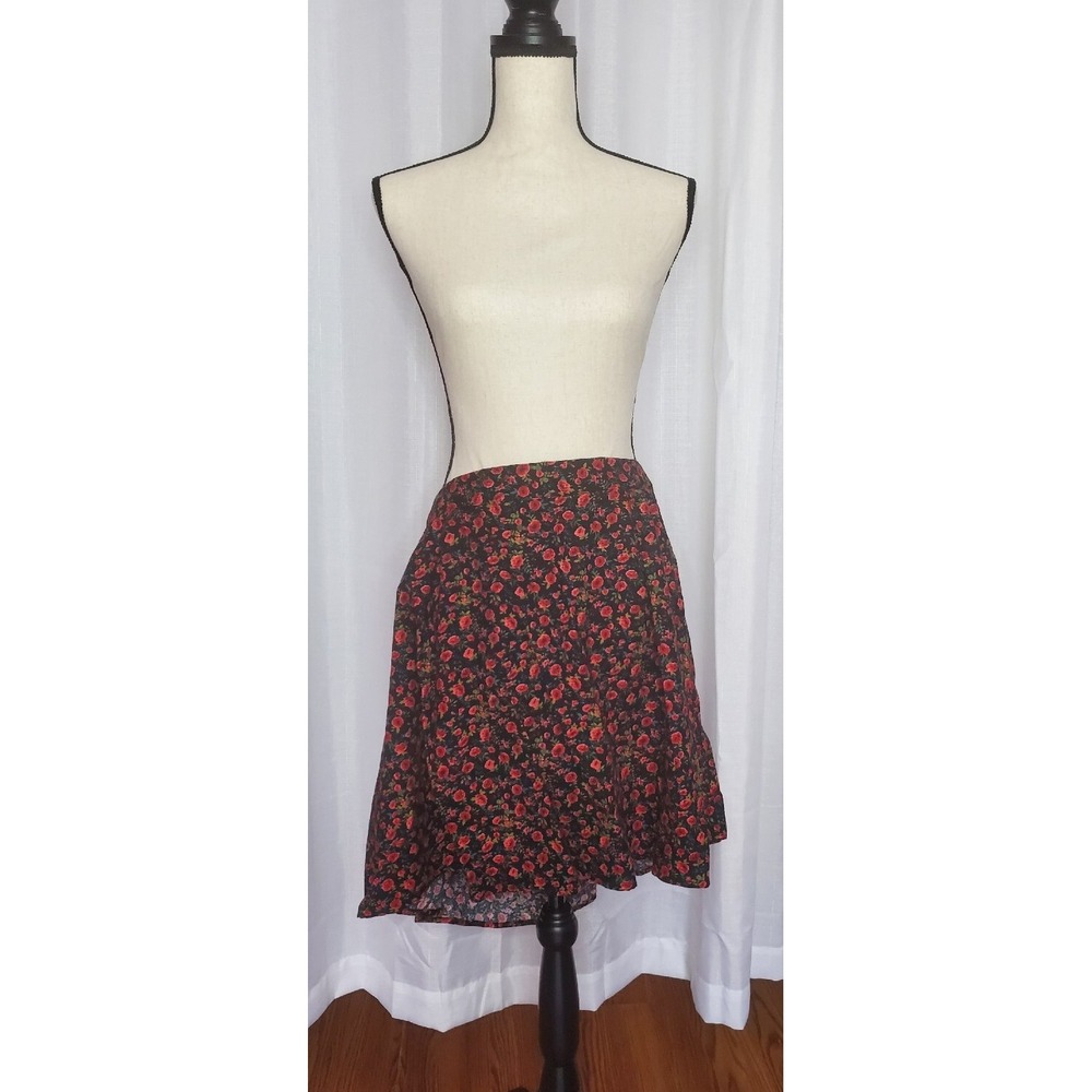 Forever 21 + Plus Sizes 2X Skater Skirt Short Pleated Quilted Floral Flowers A3